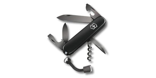 A small knife or multi-tool has multiple uses during the event.